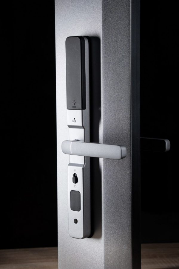 Kültéri időjárásálló HiSec okos zár (keskeny kivitel)